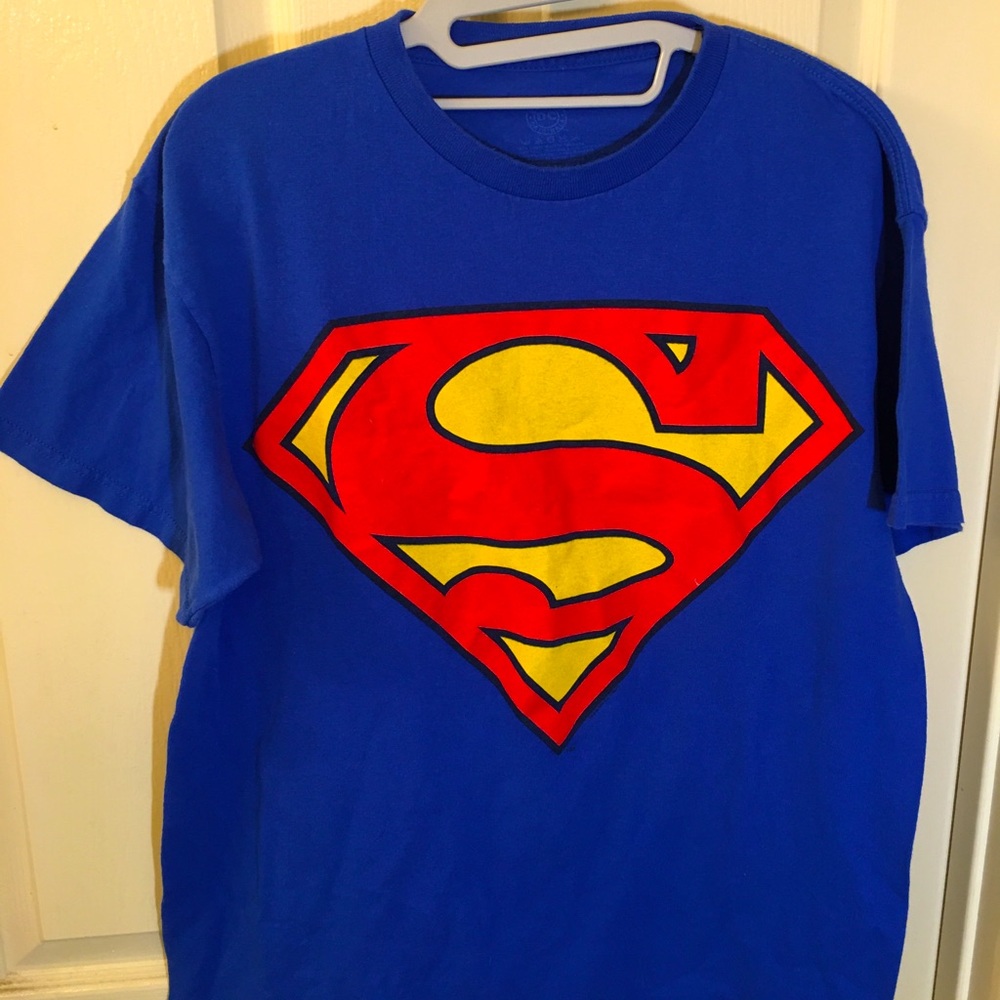 Superman Large Insignia T-Shirt